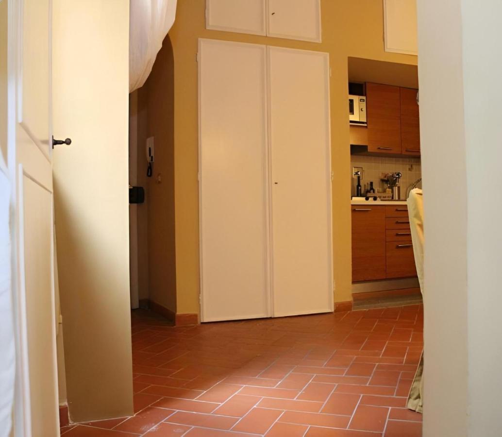 Giulia Appartamento, 250mt Da Ponte Vecchio Apartment Florenz